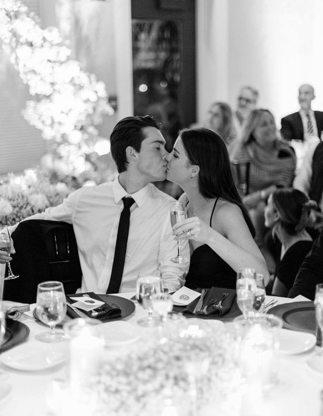 shadaspace's tweet photo. happy valentine's day 💕 https://t.co/QrDBWxOGoQ