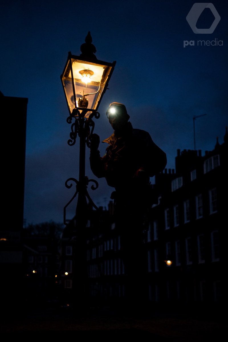 Jim, a gas lamp lighter engineer from British Gas, works in St John Smith Square, Westminster, London. Over 300 gas fuelled lamps still remain in Westminster and around 1,500 gas lamps, dating back 200 years old, continue to light the capital.
