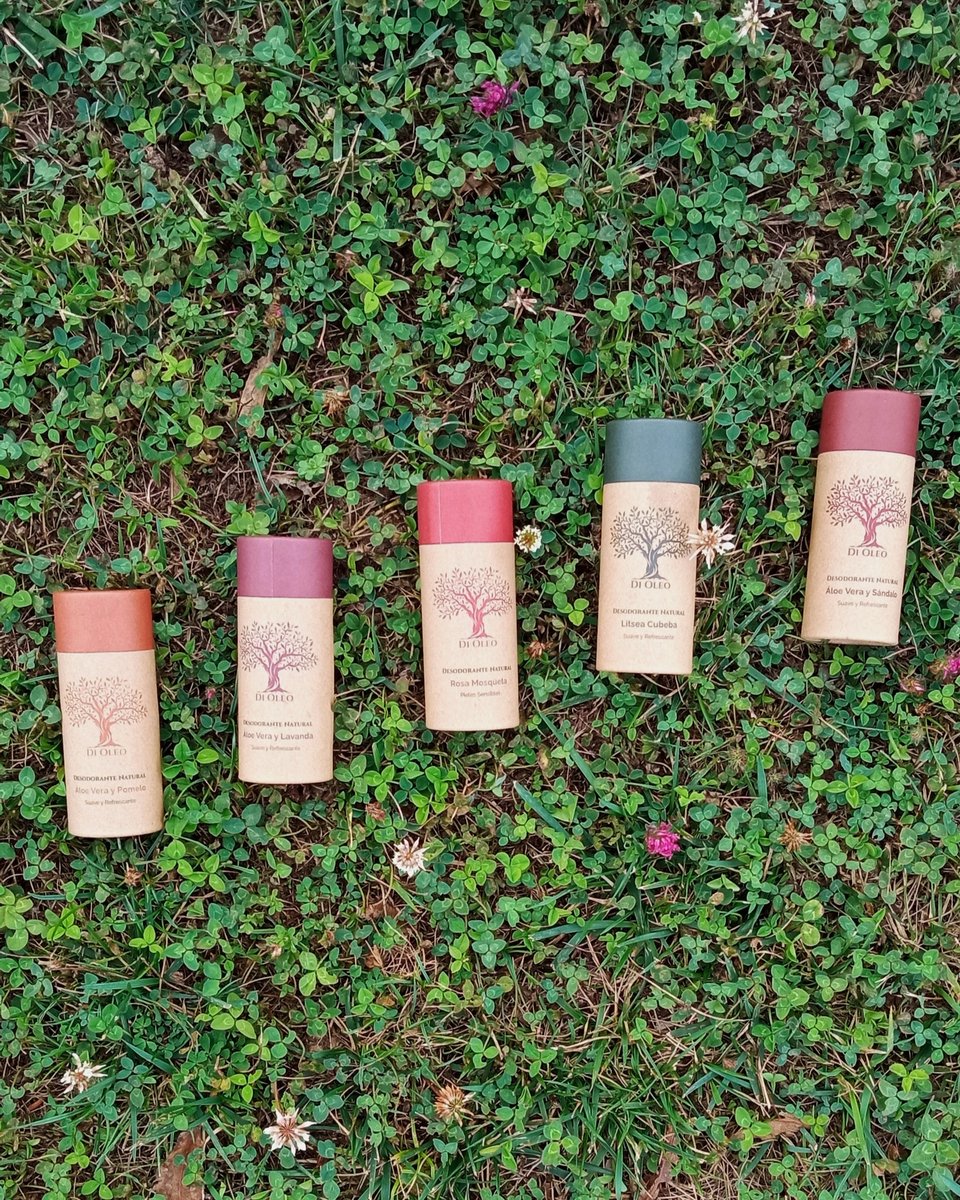 Si estás pensando en pasarte al desodorante sólido te recomiendo  los desodorantes de Di Oleo, su formato eñhace muy sencilla su aplicación.

Muy suave y nutritivo gracias al aloe vera puro y la manteca de karité.

Sus ingredientes son 100% vegetales 🌿

tiendazerowaste.com