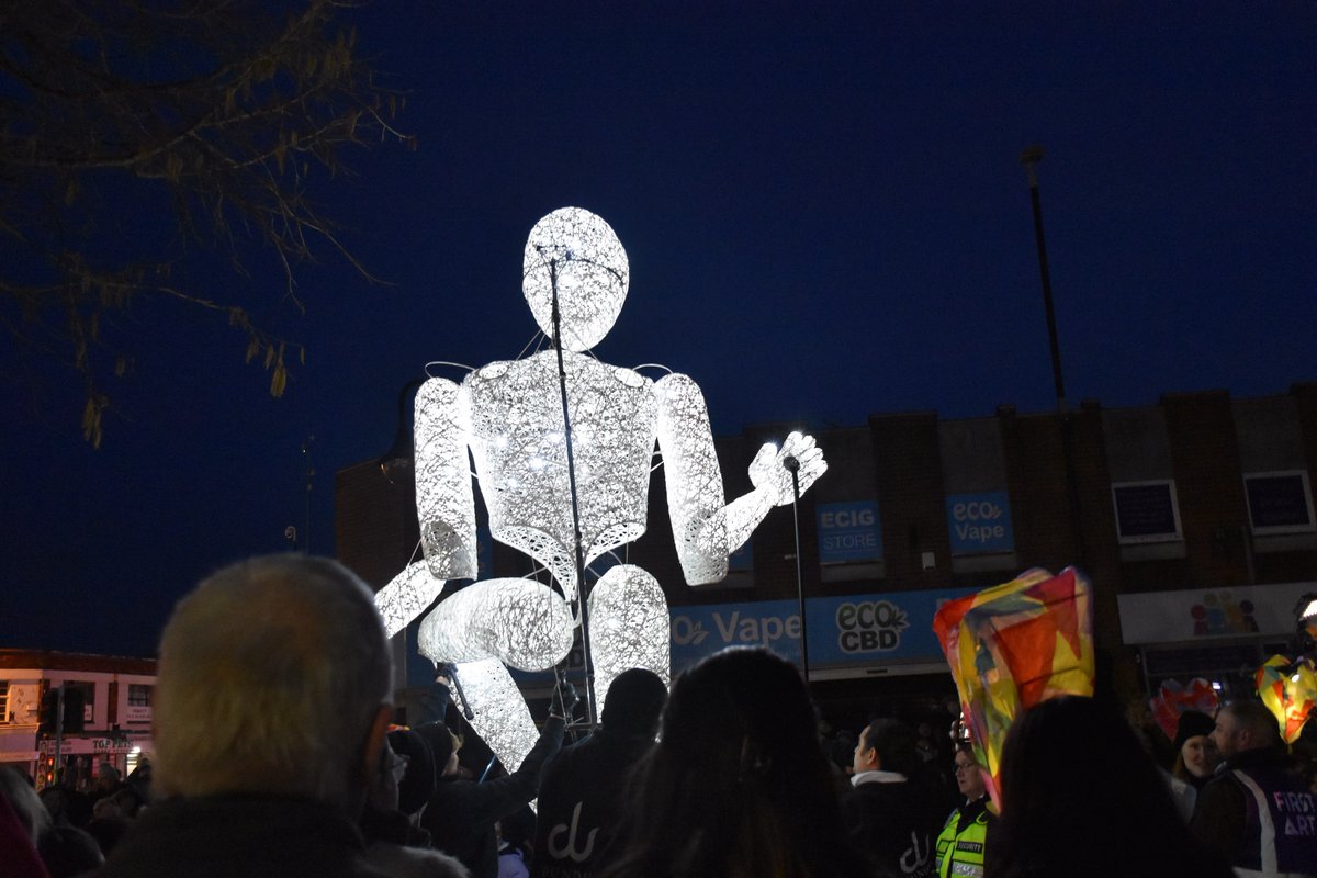 ADCAshfield's tweet image. Thank you to everyone that came to Light Night this weekend, and a huge thank you to @FirstArtProject for bringing such an amazing event to Ashfield. 

Hundreds of you braved the cold to enjoy the Spark! drummers, the silent disco and to try and catch sight of the invisible man!