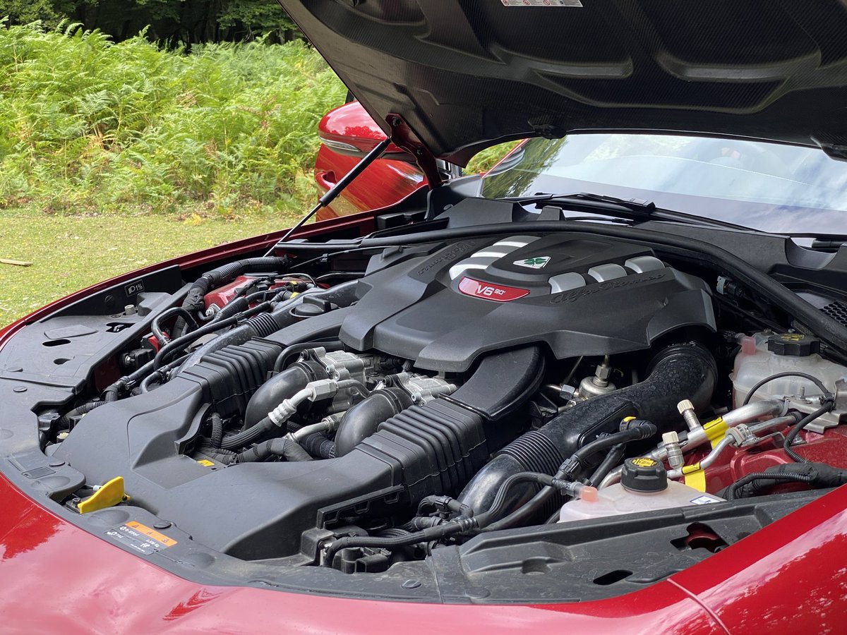 Over a decade as a motoring journalist… What was the car I fell in love with the most? Has to be the magnificent Alfa Romeo Giulia Quadrifoglio.

#alfaromeo #cars #italy #ValentinesDay