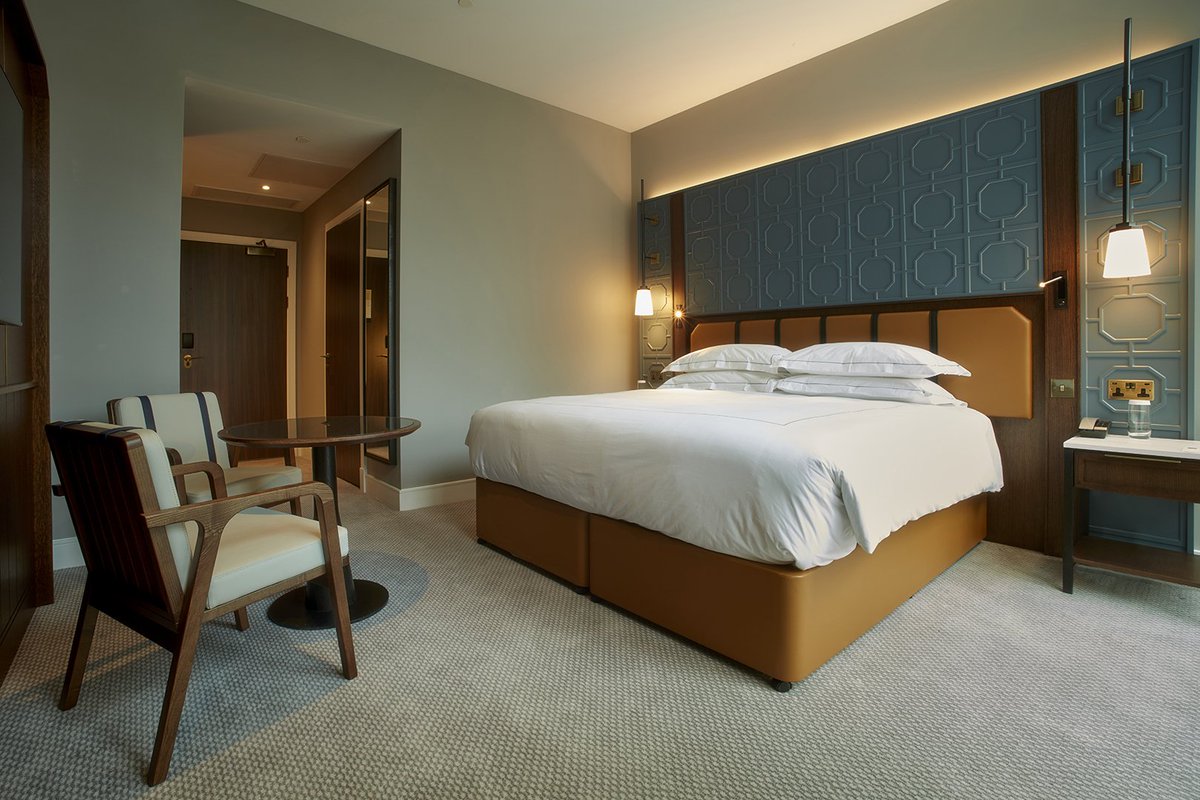 We’re so proud to have worked with <a href="/goddardlittle/">Goddard Littlefair</a> and Floor Furnishings #Cardiff on The Parkgate #Hotel, Cardiff, part of the Celtic Collection.

We manufactured over 6,000 sq mts of bespoke #hospitality #carpets for the #guestrooms and #corridors.

newheycarpets.co.uk/case-study/the…