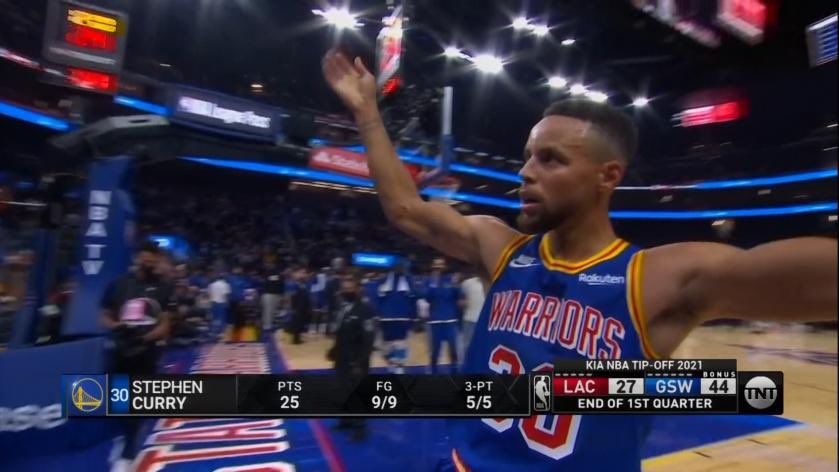 StephPlsWin's tweet photo. Last time Curry played against the Clippers this happened 😈 https://t.co/pFPHv40bm9