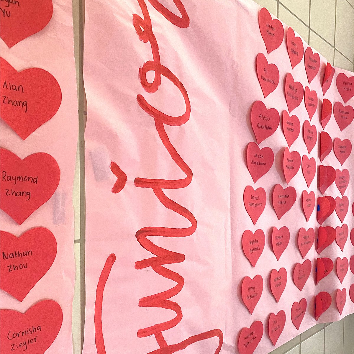 Happy Valentine’s Day Titans!! Be sure to stop by and grab your friends, significant other, and/or celebrity hearts to wear for today in the cafeteria! 💗💌