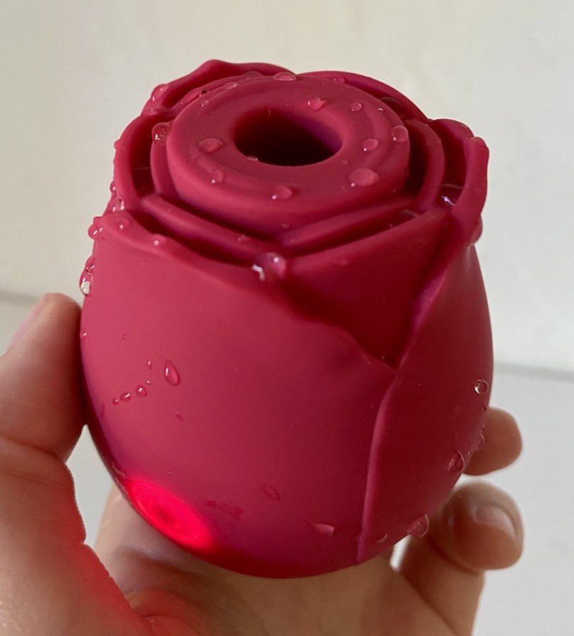 rose toy ad Don't forget about the popular rose vibrator! 🌹 https://t.co/2BQ3mdISCY #ad  🌹