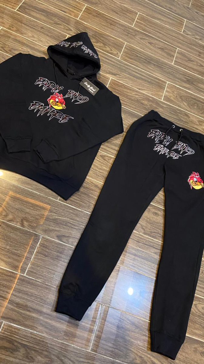 Bound_To_Hoop's tweet photo. I will be doing a early drop today for my friends and followers, until my website is done ✍🏾 @earlybirdempire Sweat Suits will be available today❗️
Will ship if needed
$110
#FullEmbroidered
#PremiumQuality
#GoingGlobal https://t.co/MrkfdssDti