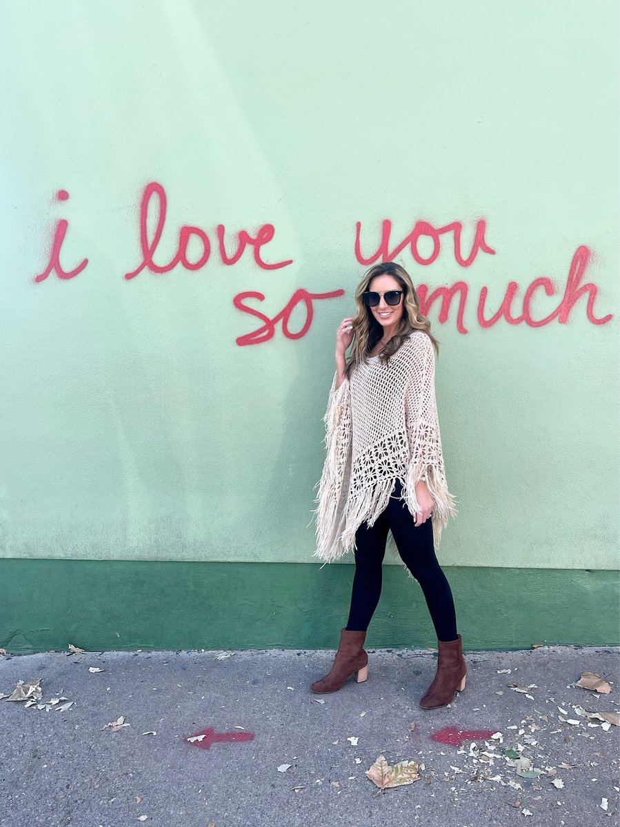 Happy Valentine’s Day from @lindsey_llscene feeling the love in front of her favorite ATX mural. ❤️ 

#llscene #onthescene #ontheatxscene #valentinesday #happyvalentinesday #ilysm #iloveyousomuch #atx #austintexas #austin #austintx #ootd #instagood #instafashion