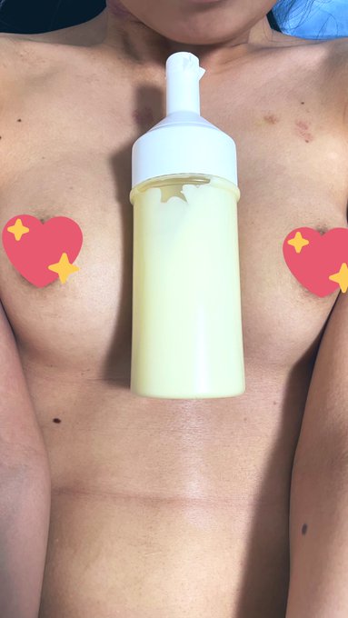 これからホワイトチョコになります💕 https://t.co/2pThZrYk73<a href="/tag/%E3%83%95%E3%82%A7%E3%83%A9"class="tags"><span>#フェラ</span></a><a href="/tag/%E3%83%95%E3%82%A7%E3%83%A9%E3%83%81%E3%82%AA"class="tags"><span>#フェラチオ</span></a>