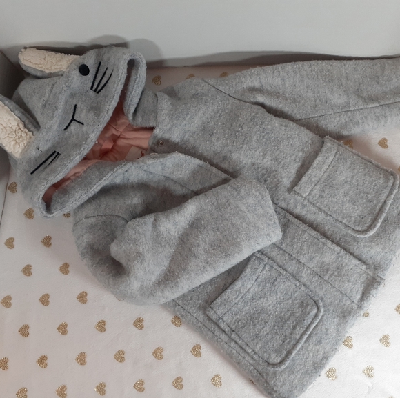 bscharm30's tweet photo. So good I had to share! Check out all the items I'm loving on @Poshmarkapp #poshmark #fashion #style #shopmycloset #cottononkids #catjack: https://t.co/w8OSRiYWTn https://t.co/ZIbxXLiX8U