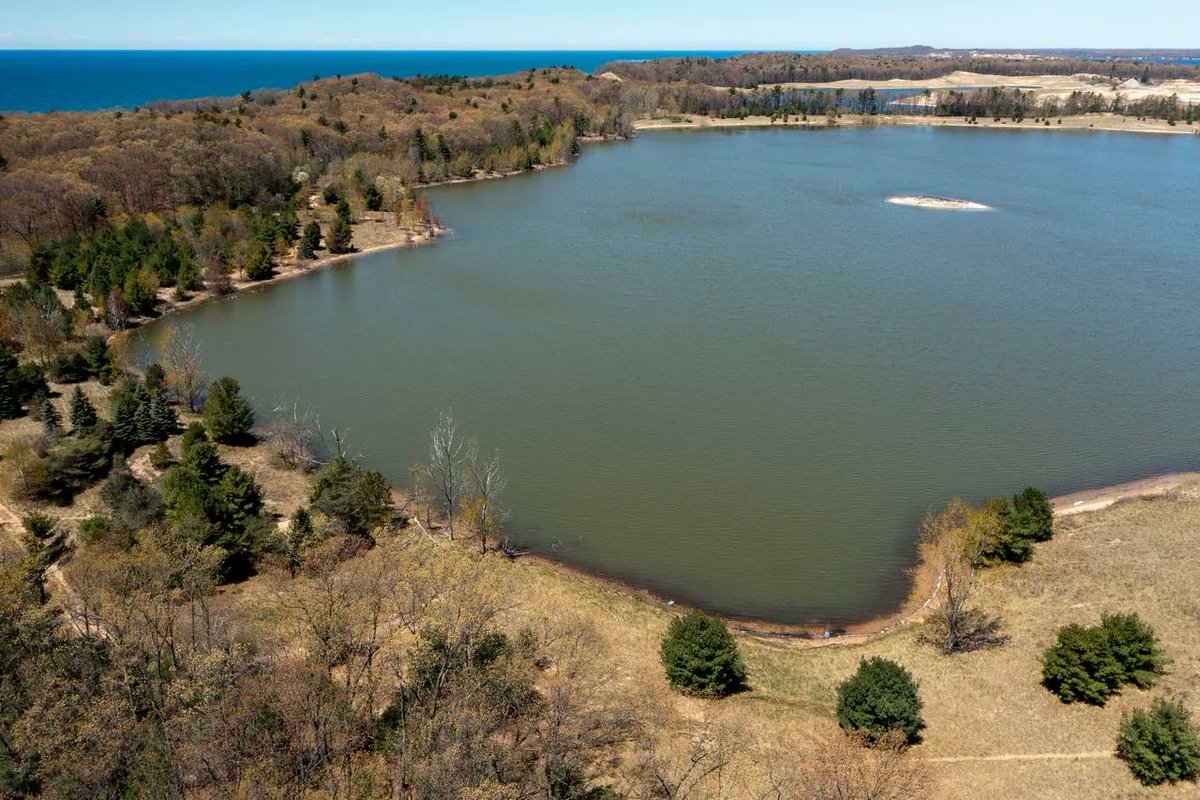 wmeac's tweet photo. Muskegon County’s new Lake Michigan park gets $500K in donations to support visitor amenities! https://t.co/Mr2lNoh66R https://t.co/F2EggwYtBm