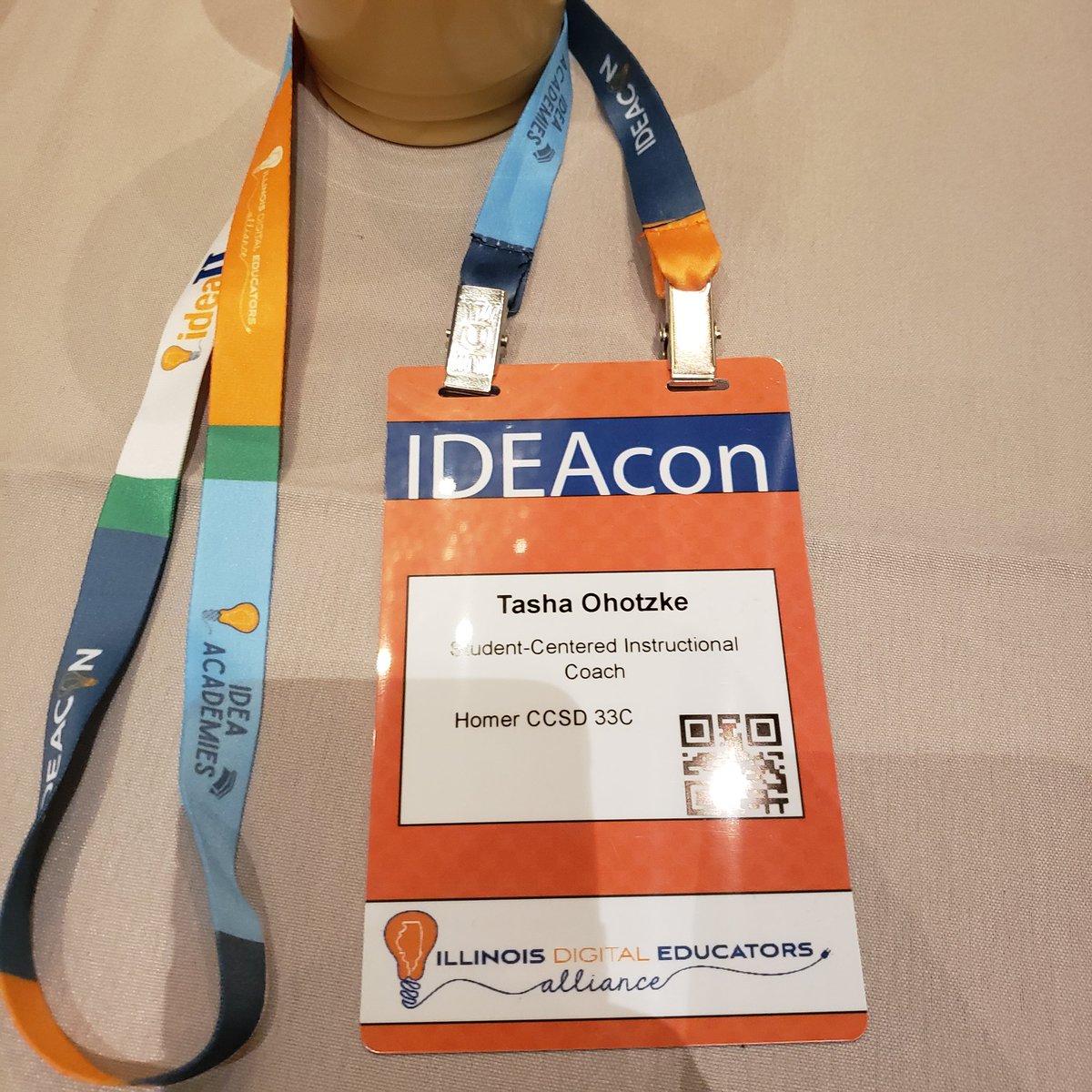 ohotzkesclass's tweet photo. It's finally here! ! So excited to present with my amazing colleague @hodom81 and a dear friend @CindyBulthuis today, and learn from other incredible educators. It's a beautiful day for learning! #IDEAcon2022 https://t.co/gEiu6CughJ