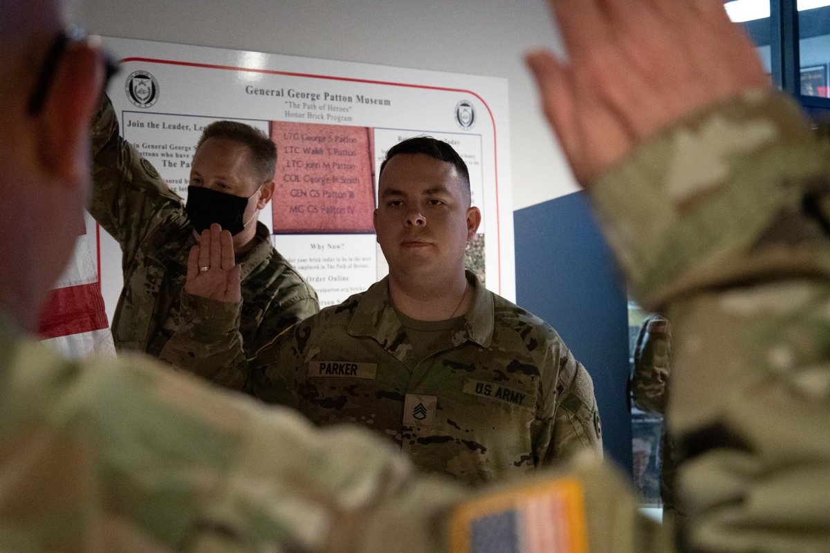 1stTSC's tweet image. Congratulations to Staff Sgt. Justin Parker, staff movement NCO, #1TSC . He said the Oath of Enlistment with his family by his side, and chose to #reenlist for duty station of choice. Best of luck to you all as you head off to @FortCampbell .