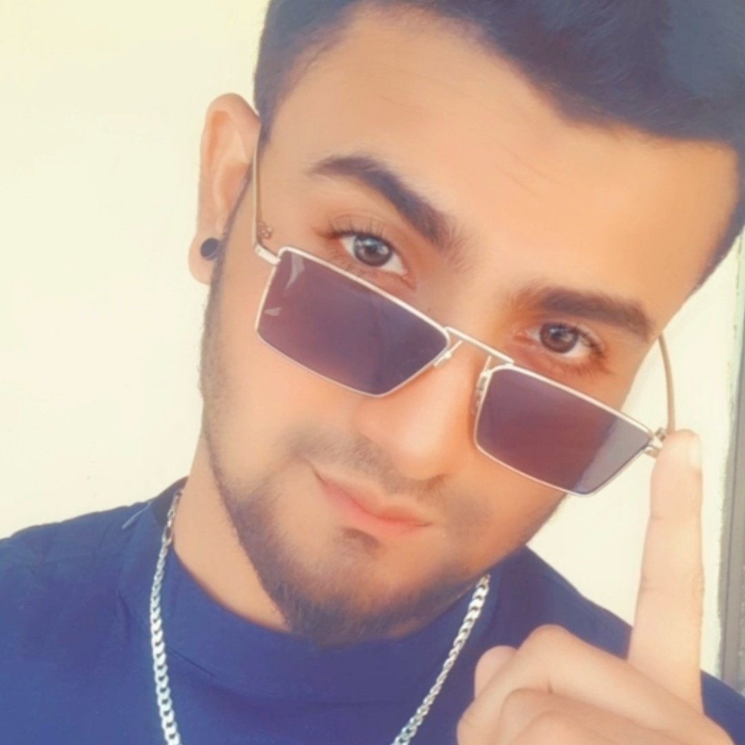 Sumonfarabioffi's tweet photo. #NewProfilePic https://t.co/wHjGkMtkWx