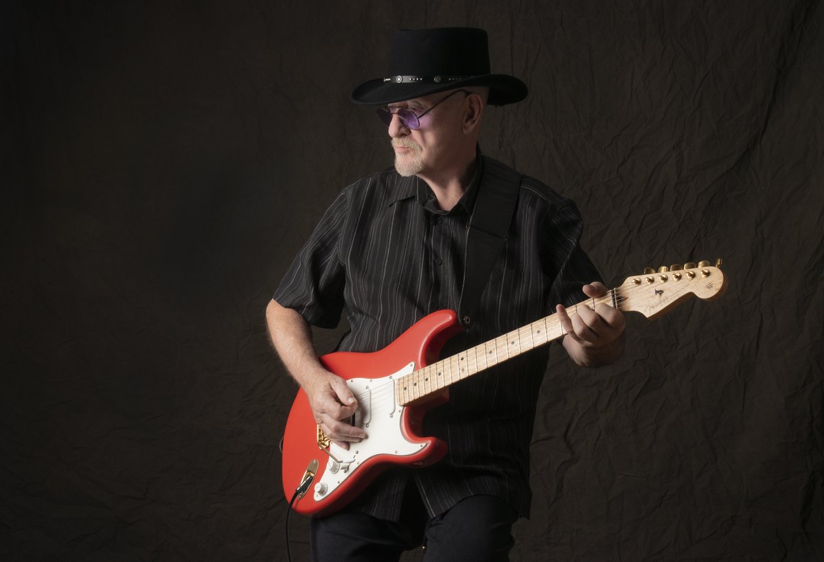 SunsetCenter's tweet photo. Get ready to see rock legend, @davemasonband at #SunsetCenter on May 19!🎸You heard us right.😉 Tickets go on sale this Friday, the 18 at noon... you won't want to miss out!⏳ 🎶 #SunsetPresents #DaveMason #TheWorldInChangesTour2022 https://t.co/8Ji2RduJrQ