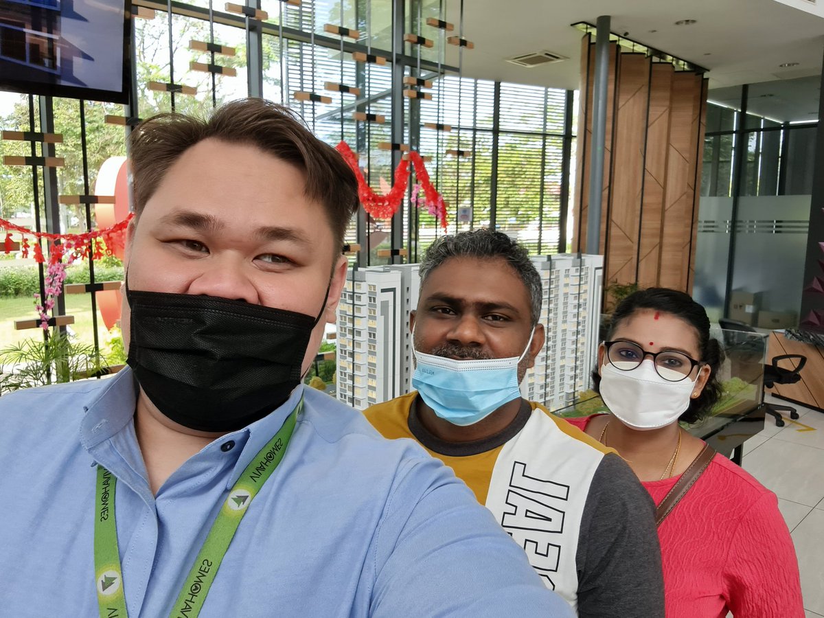 shazwan273's tweet photo. Terima kasih semuanya kerana telah memberi kepercayaan kepada kami untuk mengiriskan pembelian rumah idaman korang ! #RENlife #RumahBaruSelangor https://t.co/7zhtycpUXx