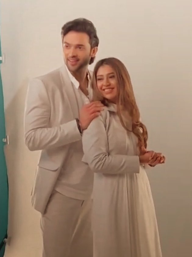Noorsumera23's tweet photo. they look so good 🥺❤️

HAPPY MANANTINES DAY https://t.co/cyFzmA9yLL