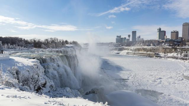 NYPAenergy's tweet image. Happy #ValentinesDay! #NewYork's recreational opportunities really have us feeling the love 💖 

Celebrate the Empire State by enjoying #NY food, taking a winter walk, or learning about NY's history here: iloveny.com via @I_Love_NY