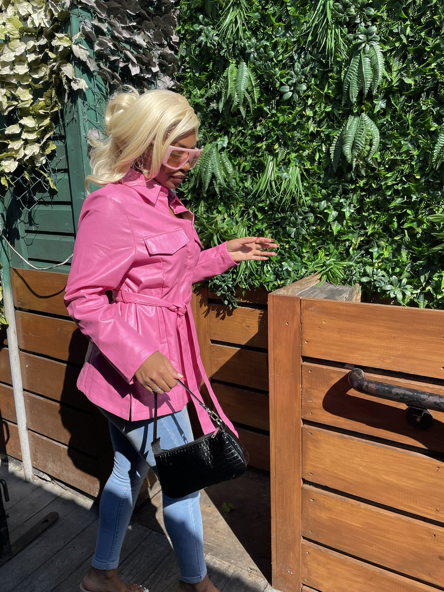 DiiamondJayy's tweet photo. Barbie in real life🌸 https://t.co/uAfn2JXjpL