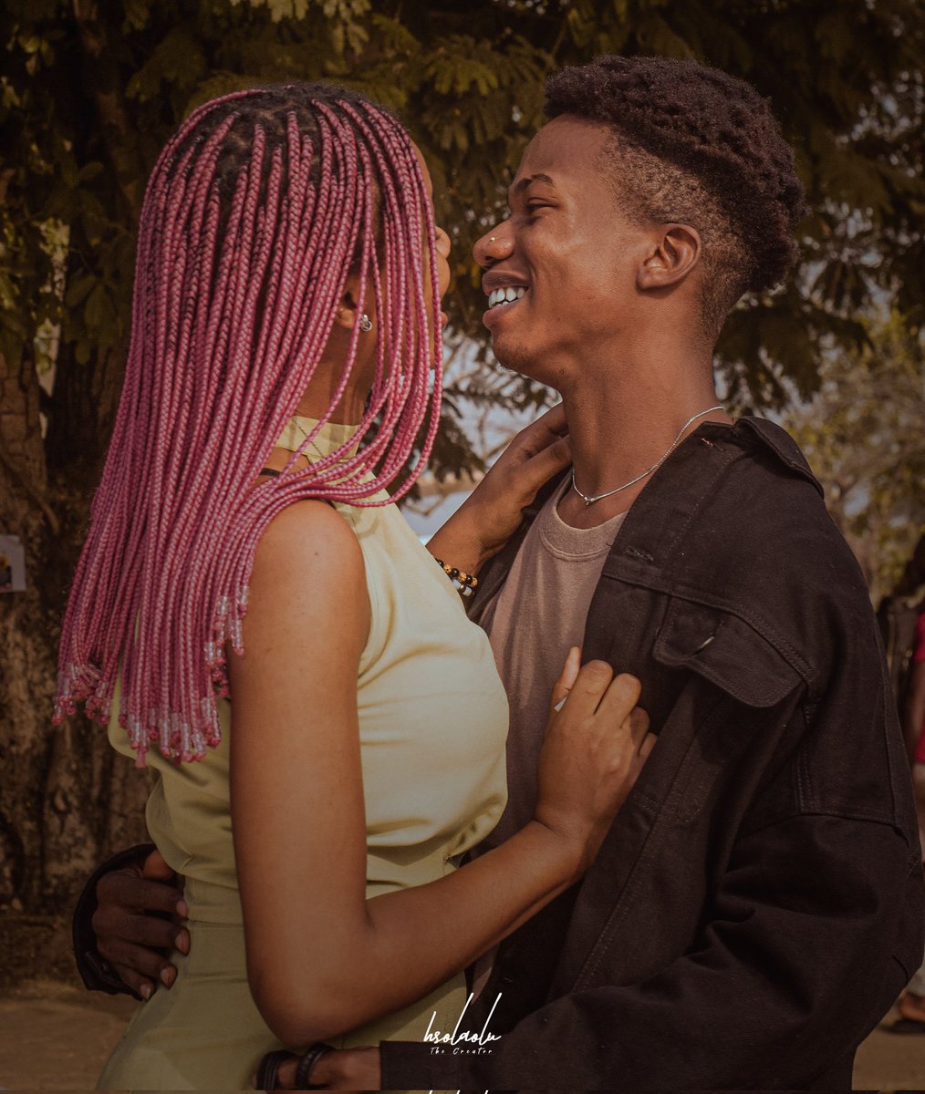 LaoluofNations's tweet photo. We met these beautiful lovers on the street of OAU and we took these pictures. https://t.co/uhggHvZKWl