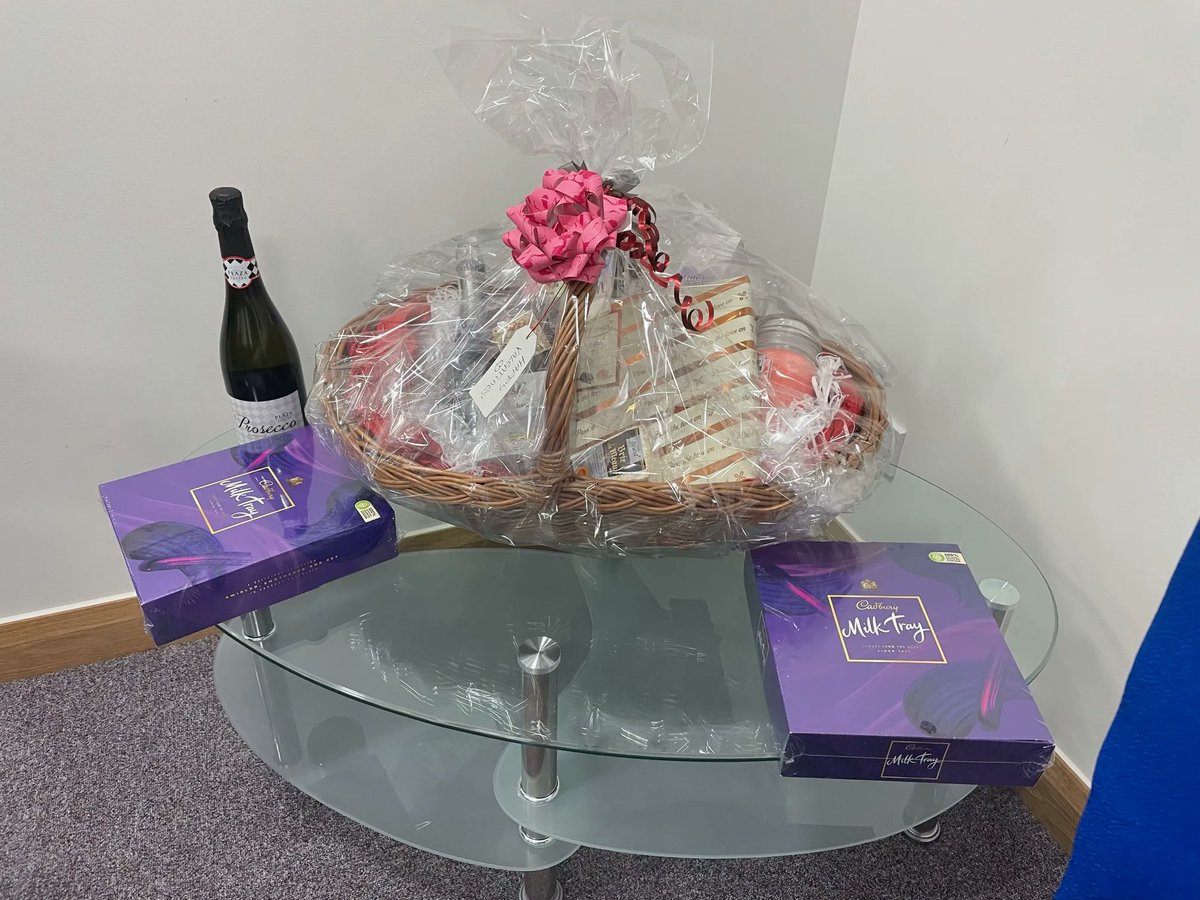 TISSL_EPoS's tweet photo. Happy #ValentinesDay! To make the most of Loveday TISSL's social committee hosted a very romantic valentines quiz. Well done to runners up Chris and Peter and our winner Duncan who are taking home some great prizes!  

#Valentines #LoveDay #TISSLSocial #TeamBuilding #TeamEvents https://t.co/3R4Nsqf2TM