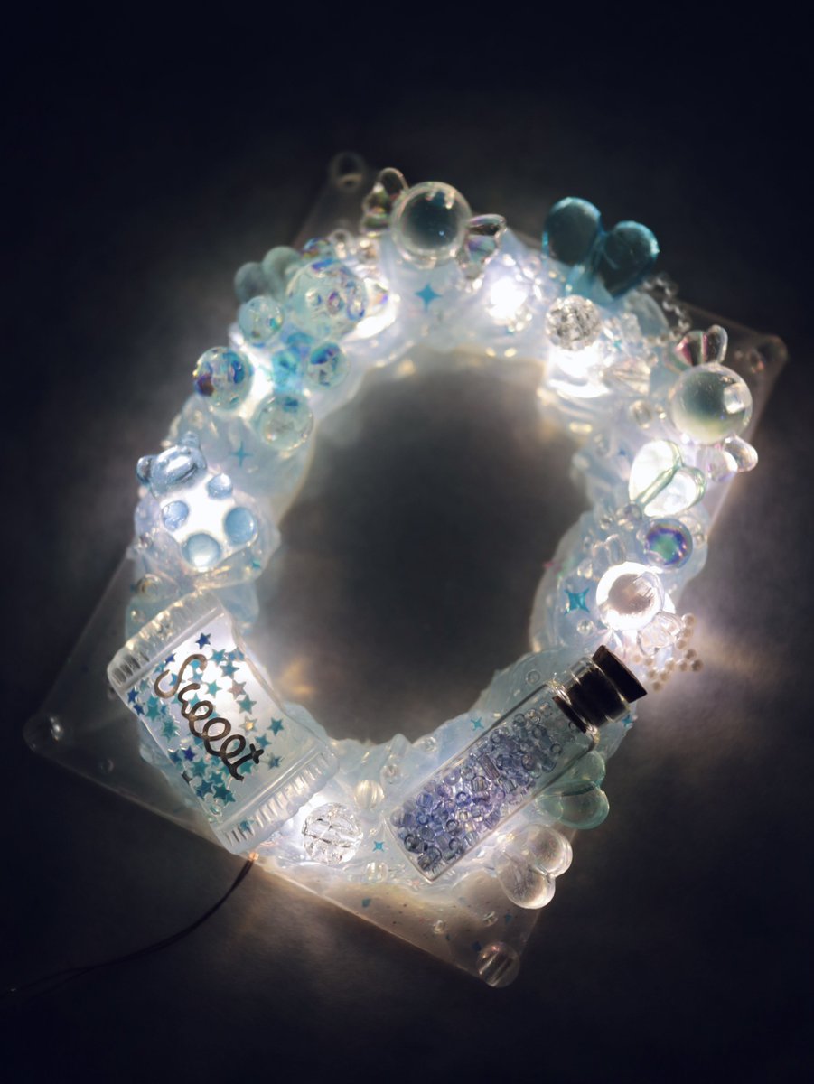fairylights_top's tweet photo. ✨fairylights RT 이벤트✨

RT 해주신분들 중 한 분을 추첨하여 사진의 빛나는 fairylights 탑로더를 보내드려요✨ 

배송비(반값택배)는 제가 부담하고
당첨발표는 2월 19일에 하겠습니다😊✨
많이 참여해주세요🧸💙✨

#탑꾸 #데코덴 #탑로더 #데코덴탑꾸 #RT #RT이벤트 #fairylights https://t.co/hQIm8yA1Wr