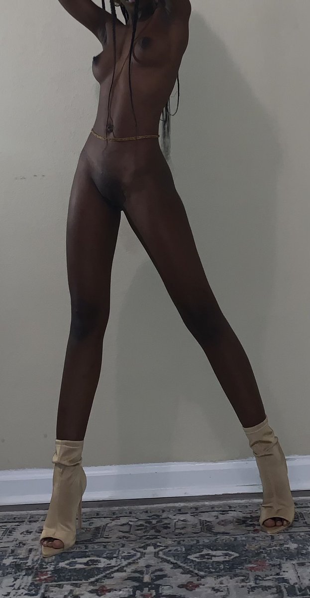 Ghanasgoddess's tweet photo. Do y’all think I should start doing space on Fridays? If it will help us know each other more? https://t.co/rOo7smCT9F