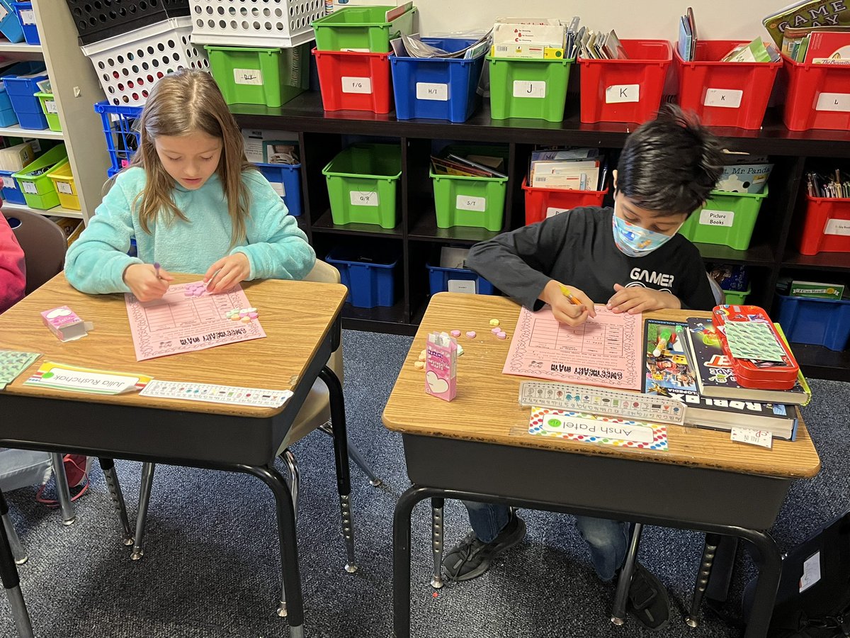 MesserMallory's tweet photo. Having some Valentine’s fun in math today with conversation hearts! We are making fractions, multiplying, dividing, and making tally charts! #valentiensmath, #mathiseverywhere, #ValentinesDay #HalePackStrong https://t.co/N0KJkARcgG