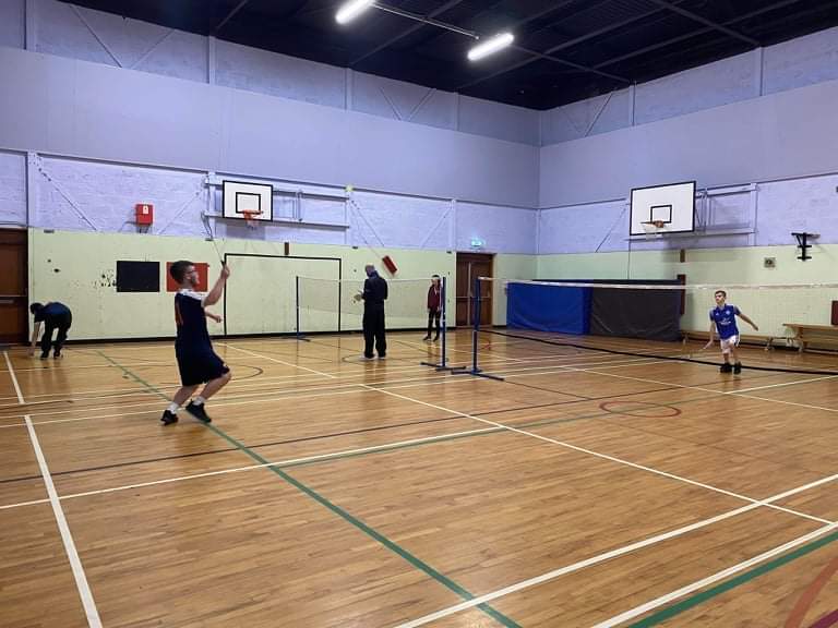 Congratulations everyone who competed in the Ability Shetland Secondary School Badminton Festival 🏸 

Fantastic talent on display and some very competitive games.

@SDS_sport 
@down_brynn