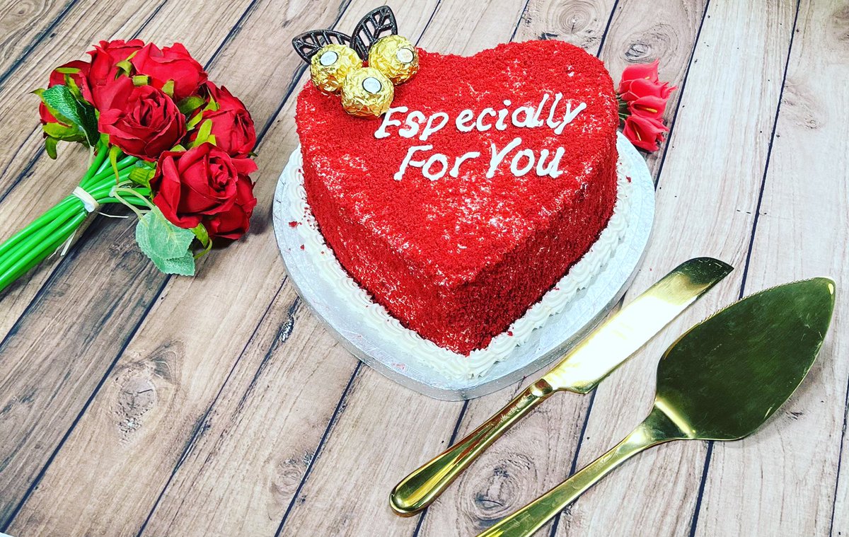 Eggfreecakeinn's tweet photo. Make sure to go all out on this Valentine's Day π§Έπβ€οΈπ
#Eggfreecakeinn #valentinecake #heart #heartcake #valentine #cakeinn https://t.co/GhEmY2J8Dx