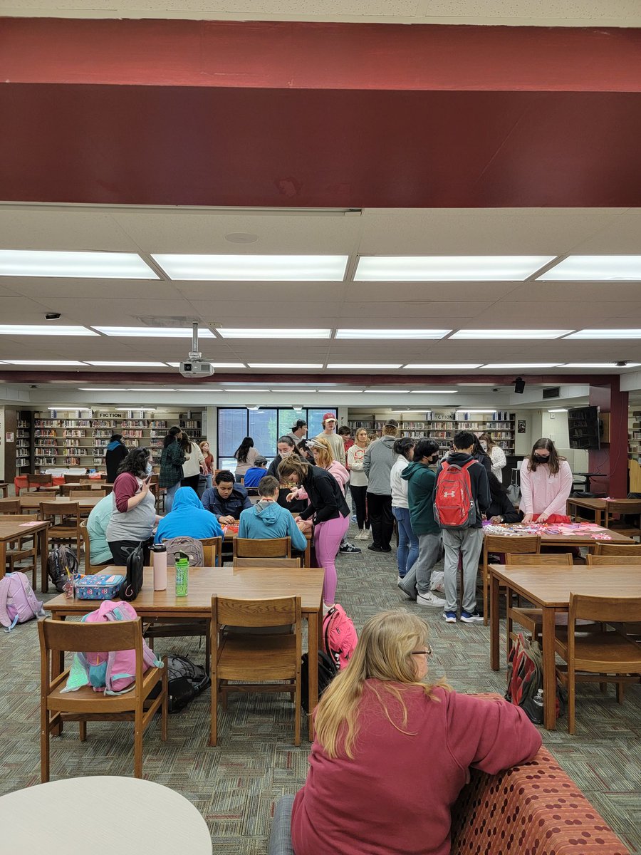 fergtec's tweet photo. Ms. Weaver's Teacher Cadets are having a Valentine's Day party for Ms Pittman's classes!  So. Much. Fun! https://t.co/VmIuOU9zhJ