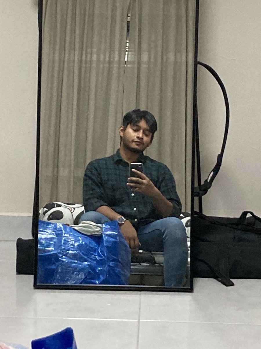 hiddehhh's tweet photo. Was a good night, albeit tamed. https://t.co/QDNFvgXCX8