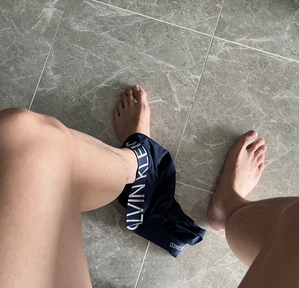 Happy Valentine's Day 🦶