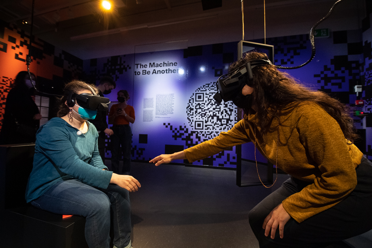 Die Digital-Welt erlebbar machen: Das ermöglicht unsere Partner:in <a href="/UZH_ch/">Universität Zürich</a> . Gestern eröffnete sie die Ausstellung «Planet Digital» im <a href="/musgestaltung/">Museum für Gestaltung Zürich</a> Zürich. 
Mehr 👉 planetdigital.ch
#digitalisierung #uzh 
<a href="/zhdk/">ZHdK</a> <a href="/ZHAW/">ZHAW</a>