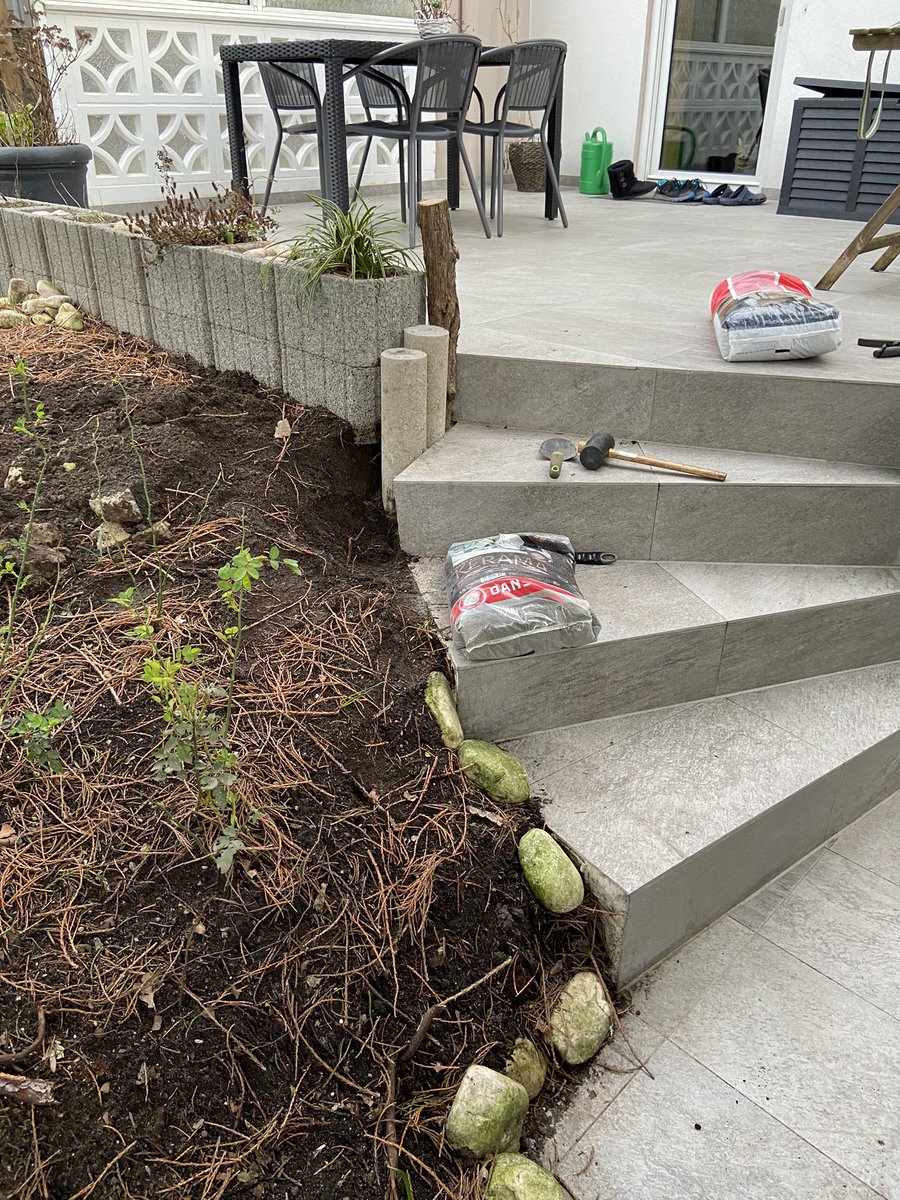 WurzeLP's tweet image. Nach dem #SuperBowl kommt der #Hangover - Ich hab meinen produktiv nutzen können 😎 #gardendesign