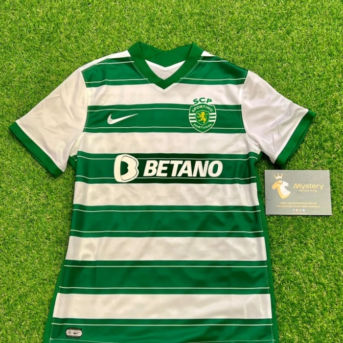 MysteryJKing's tweet image. If Liverpool beat Inter tonight we'll giveaway a mysteryjerseyking.com box🎁

To enter;

🔁Retweet this tweet
🤝Follow us