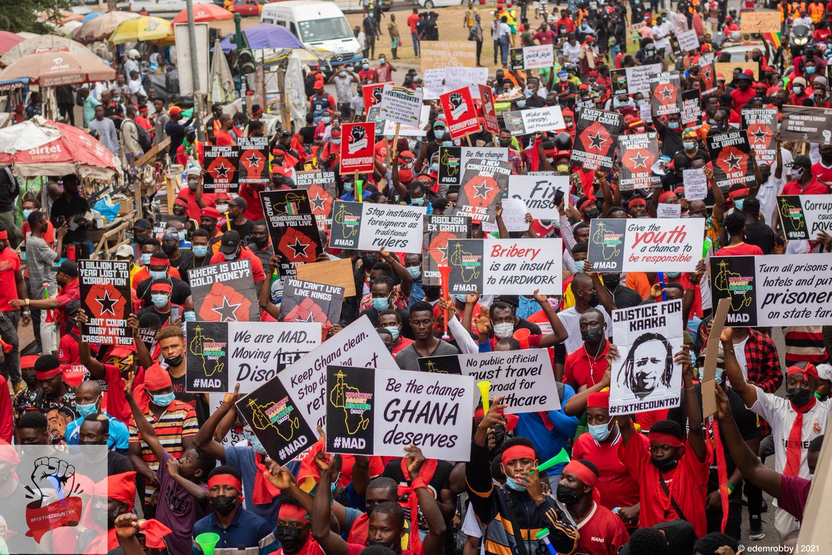 edemrobby's tweet image. Govts have consistently gone after activists &amp;amp; journalists who criticise them &amp;amp; demand that they do right by citizens.@barkervogue's abduction &amp;amp; detention has nothing to do with his coup comments, but everything to do with his activism.
#IamOliver