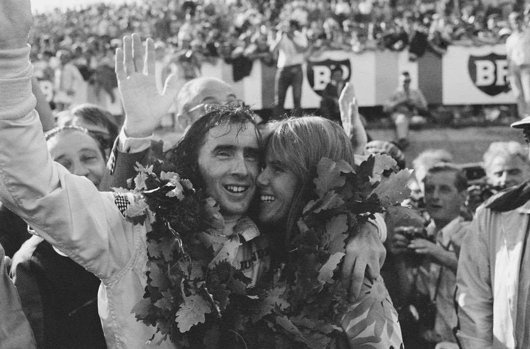 Sir Jackie Stewart married his childhood sweetheart. The love of his life with a razor-sharp mind that timed his laps to the millisecond, Lady Helen was his stopwatch and today we would like to wish both Sir Jackie and Lady Helen Happy Valentine's Day 💙

(📸: Schlegelmilch)