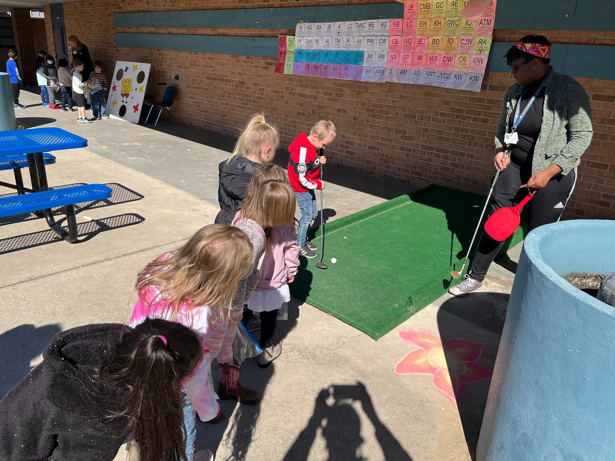 Our students are enjoying their i-ready Carnival today! They are spending the tickets they earned for being proficient and for improving their i-Ready scores!