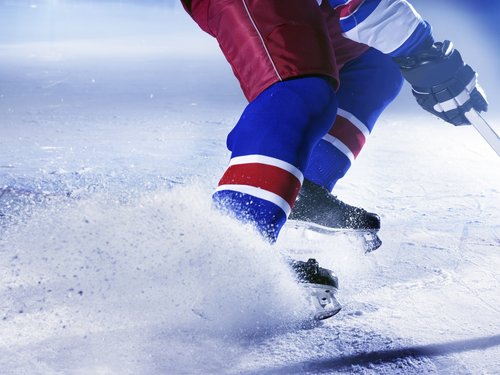 T1EHL's tweet photo. IT'S PLAYOFFS WEEK! Are you ready for some major ice time this weekend? Retweet and let us know if we'll see you in Blaine. 🚨 https://t.co/OuS6Qd695I