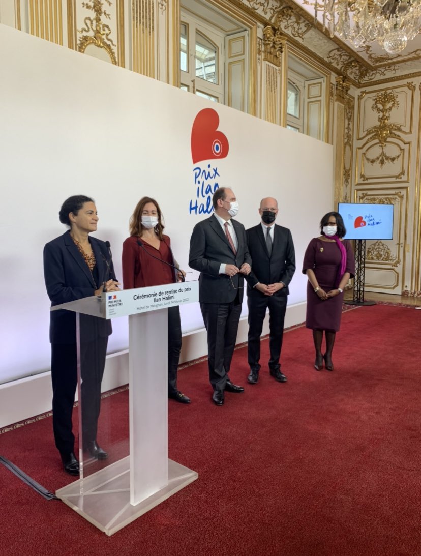 DILCRAH's tweet photo. Ce matin, le Premier ministre a remis le #PrixIlanHalimi, qui récompense le travail collectif de jeunes de moins de 25 ans, ayant réalisé une action visant à lutter contre le #racisme et l’#antisémitisme. Trois projets innovants et porteurs d’espoir ont ainsi été mis à l’honneur. https://t.co/tltDKVJPZb