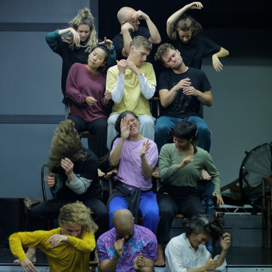 Dublin Theatre Festival tweet media