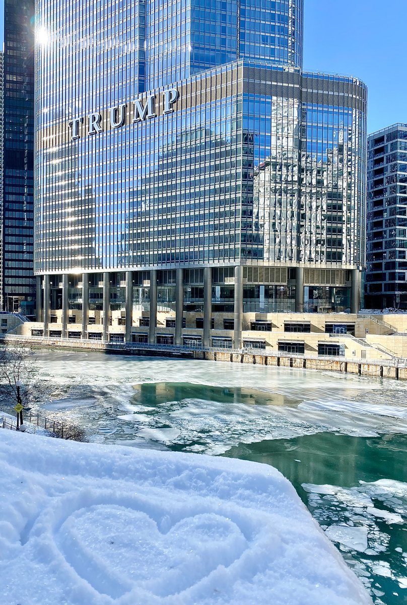 Happy #ValentinesDay from Trump Chicago, we ❤ our guests!