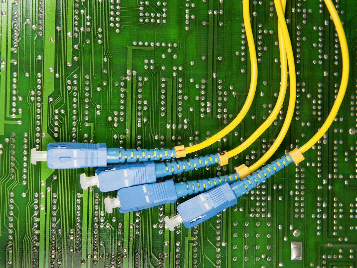 Whether you’re an #AGV manufacturer or an OEM in another industry, the question of sourcing has undoubtedly come up. Is it better to provide supplies to your #electronicsmanufacturer or rely on them to source parts for your builds?

hubs.li/Q01456Qf0