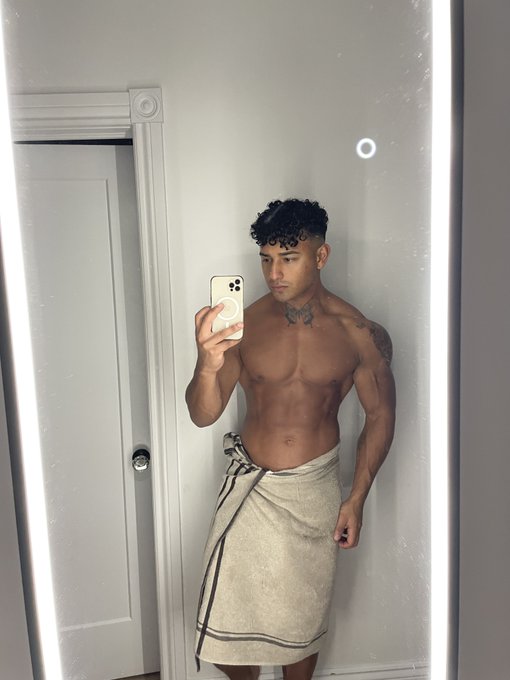 🤗Morning world.... slow morning but feeling good 😏 https://t.co/8qIICzQ1yh<a href="/tag/fitness"class="tags"><span>#fitness</span></a><a href="/tag/fit"class="tags"><span>#fit</span></a><a href="/tag/cockslap"class="tags"><span>#cockslap</span></a><a href="/tag/masc"class="tags"><span>#masc</span></a><a href="/tag/uncutcock"class="tags"><span>#uncutcock</span></a><a href="/tag/chacales"class="tags"><span>#chacales</span></a>