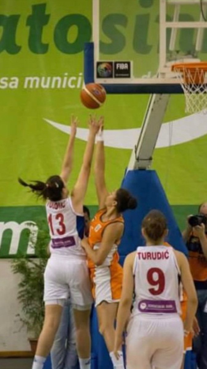 Marta Vulovic scored 23p,16rb,3ass in Basket Kam vs K.Palanka 79:60 (N.Mak). #BeoBasket