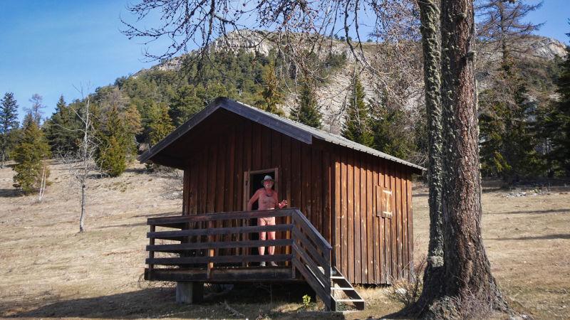 FranckRando's tweet photo. Randonnue Trois-Évêchés - Le Pinet :
https://t.co/NJCFYUMCnd

#Naturisme #Randonnue #Randonue
#Naturism #NakedHike #HikeNaked
#ToBeNakedIsNormal #NormalizeNudity https://t.co/WMluvuSEC7
