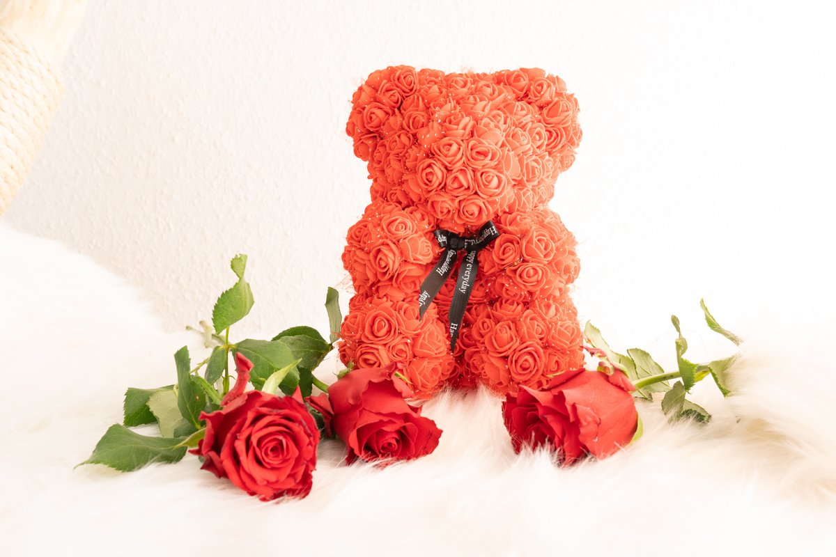 codecoloragency's tweet image. Today we want to return the LOVE and say a big thank you for trusting us with your business. Happy Valentine’s day from all of us at Code &amp;amp; Color! #CodeColor #Valentines #Love