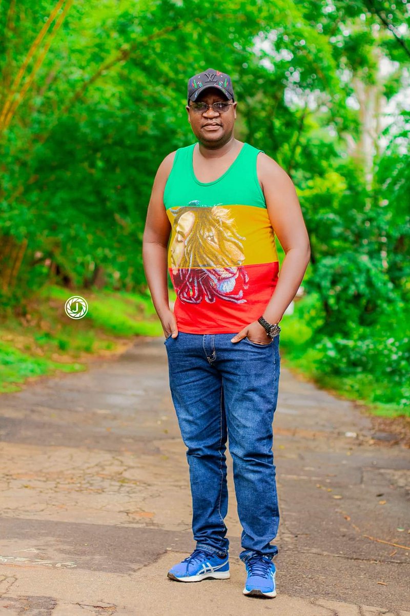 The overlapping Defender