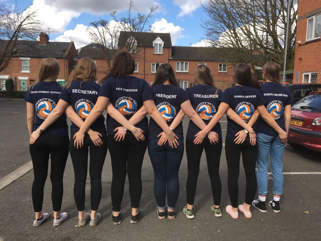 _HollyDyer's tweet photo. @DerbyUniAlumni @DerbyUni Alongside finding @sizeablelips during my time at @DerbyUni, I found myself &amp; my family at @TEAMDERBY_UDNC. 3 years of creating memories and friendships that will last a lifetime! We achieved so much &amp; I’m so proud to have been Pres of such a wonderful club 💙🧡 #DerbyUniLove https://t.co/pfIff0xZhf