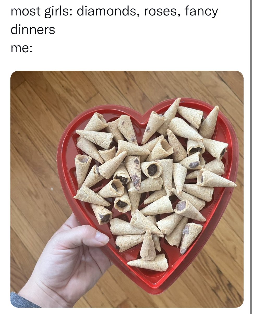 buddythebite's tweet photo. Happy Valentine's Day 😜 https://t.co/pSFh3SQ9bg